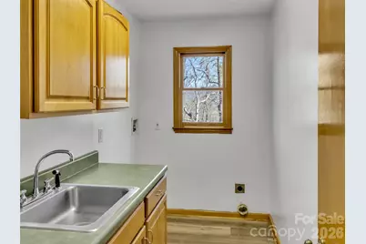 400 Indian Trail, Franklin, NC 28734 - Photo 9