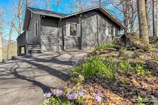 400 Indian Trail, Franklin, NC 28734 - Photo 3