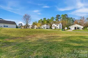 2047 Sonoma Valley Dr, Charlotte, NC 28214 - Photo 25