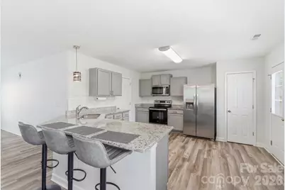 2047 Sonoma Valley Drive, Charlotte, NC 28214 - Photo 9