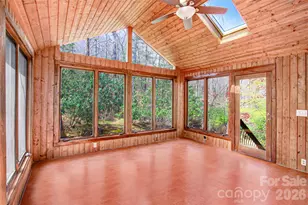 540 Chickadee Ln, Brevard, NC 28712 - Photo 9