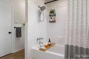 1231 2nd St SE, Hickory, NC 28602 - Photo 13