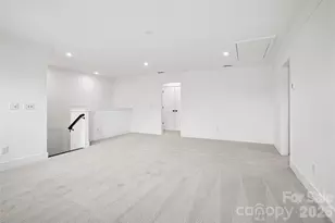 13907 Penbury Ln, Charlotte, NC 28278 - Photo 19