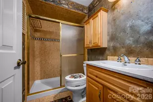 451 Britton Creek Dr, Hendersonville, NC 28791 - Photo 15