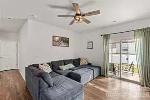 559 King Clover Ln, Clover, SC 29710 - Photo 9