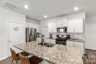 559 King Clover Ln, Clover, SC 29710 - Photo 7