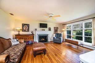 145 21st Ave NW, Hickory, NC 28601 - Photo 17