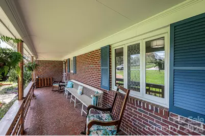 145 21st Avenue NW, Hickory, NC 28601 - Photo 5