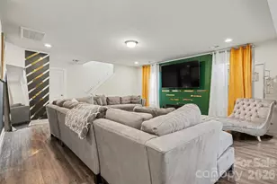 4828 Acorn Forest Ln, Charlotte, NC 28269 - Photo 11