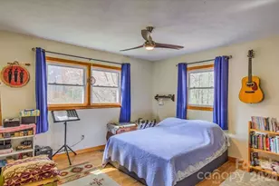 972 Harper Rd, Hendersonville, NC 28792 - Photo 15