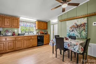 208 Oak Dr, Shelby, NC 28150 - Photo 17