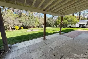 6621 Starcrest Dr, Charlotte, NC 28210 - Photo 21