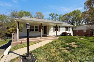 6621 Starcrest Dr, Charlotte, NC 28210 - Photo 7