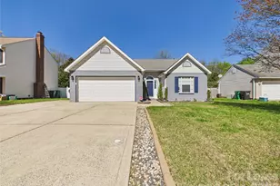 14133 Walkers Crossing Dr, Charlotte, NC 28273 - Photo 3