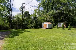 345 Lower Grassy Branch Rd, Asheville, NC 28805 - Photo 33