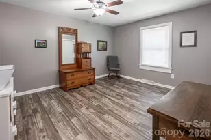 345 Lower Grassy Branch Rd, Asheville, NC 28805 - Photo 21