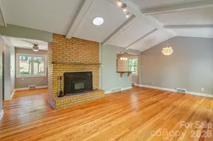 32 Pinehurst Rd, Asheville, NC 28805 - Photo 5