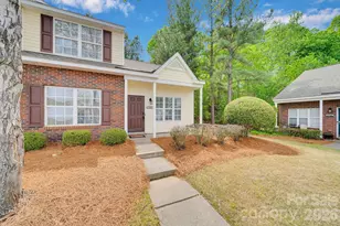 17039 Greenlawn Hills Ct, Charlotte, NC 28213 - Photo 3