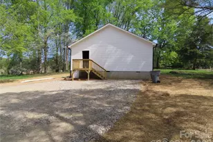 3095 Hillcrest Rd, York, SC 29745 - Photo 5