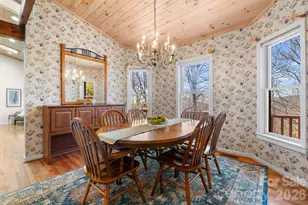 114 Little Sugar Ln, Sugar Mountain, NC 28604 - Photo 9