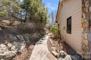 114 Little Sugar Ln, Sugar Mountain, NC 28604 - Photo 33