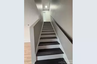 1545 14th Avenue NE, Hickory, NC 28601 - Photo 5