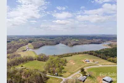 2533 Ireland Road, Yadkinville, NC 27055 - Photo 3