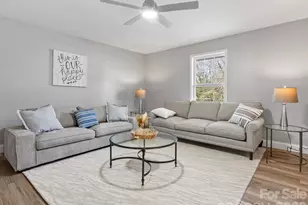 105 S York St, Lancaster, SC 29720 - Photo 7