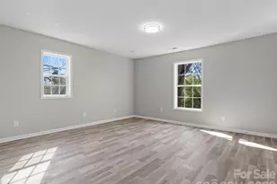 105 S York St, Lancaster, SC 29720 - Photo 25