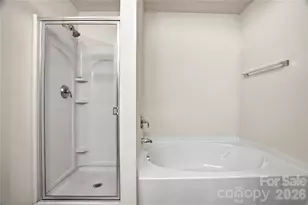 327 Ferrell Ave, Charlotte, NC 28216 - Photo 19