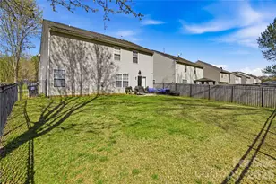 327 Ferrell Ave, Charlotte, NC 28216 - Photo 27