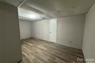 418 W Charlotte Ave, Mount Holly, NC 28120 - Photo 11