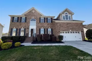 12914 Cleopatra Dr, Charlotte, NC 28213 - Photo 1