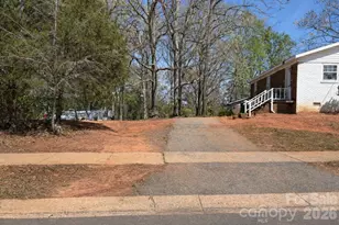 6836 Deanwood Pl, Charlotte, NC 28217 - Photo 3
