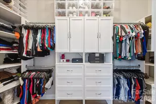 4406 Clos Du Val Rd, Charlotte, NC 28214 - Photo 21