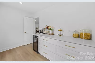 304 Epperstone Lane, Matthews, NC 28105 - Photo 7