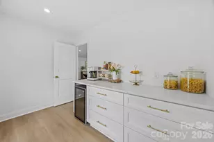 304 Epperstone Ln, Matthews, NC 28105 - Photo 7