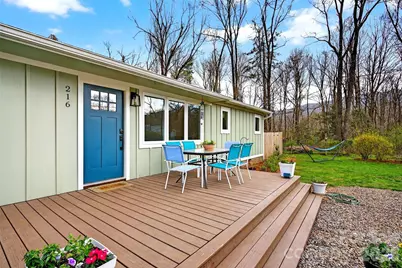 216 Vance Avenue, Black Mountain, NC 28711 - Photo 1