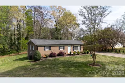 2640 Meadow Lark Lane, Gastonia, NC 28056 - Photo 1