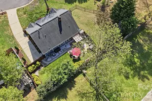 163 Diamond Dr, Mooresville, NC 28117 - Photo 47