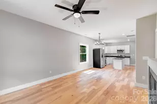 139 Northbend Dr, Asheville, NC 28804 - Photo 7