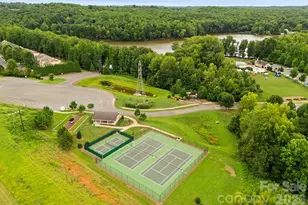 8208 Merryvale Ln, Charlotte, NC 28214 - Photo 47