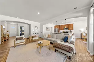 8208 Merryvale Ln, Charlotte, NC 28214 - Photo 11