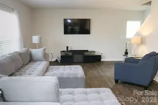 5105 Black Frst Dr, Greensboro, NC 27405 - Photo 9