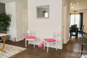 5105 Black Frst Dr, Greensboro, NC 27405 - Photo 3