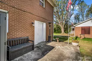 804 Kirby St, Shelby, NC 28152 - Photo 15