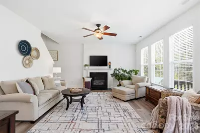 10056 Paisley Drive, Charlotte, NC 28269 - Photo 7