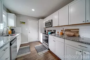 1512 Newcastle St, Charlotte, NC 28216 - Photo 9