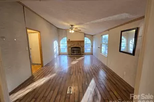 6 Woodland St, Spruce Pine, NC 28777 - Photo 5