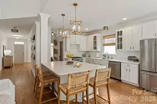 869 Stratford Run Dr, Fort Mill, SC 29708 - Photo 7